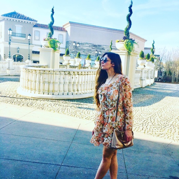 Hello! My name is Jillian. - Picture 1 of 1